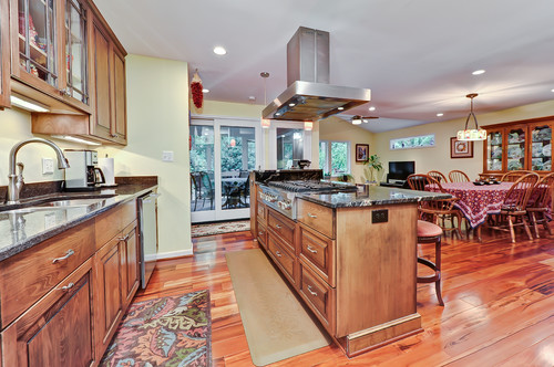 Traditional Kitchen 