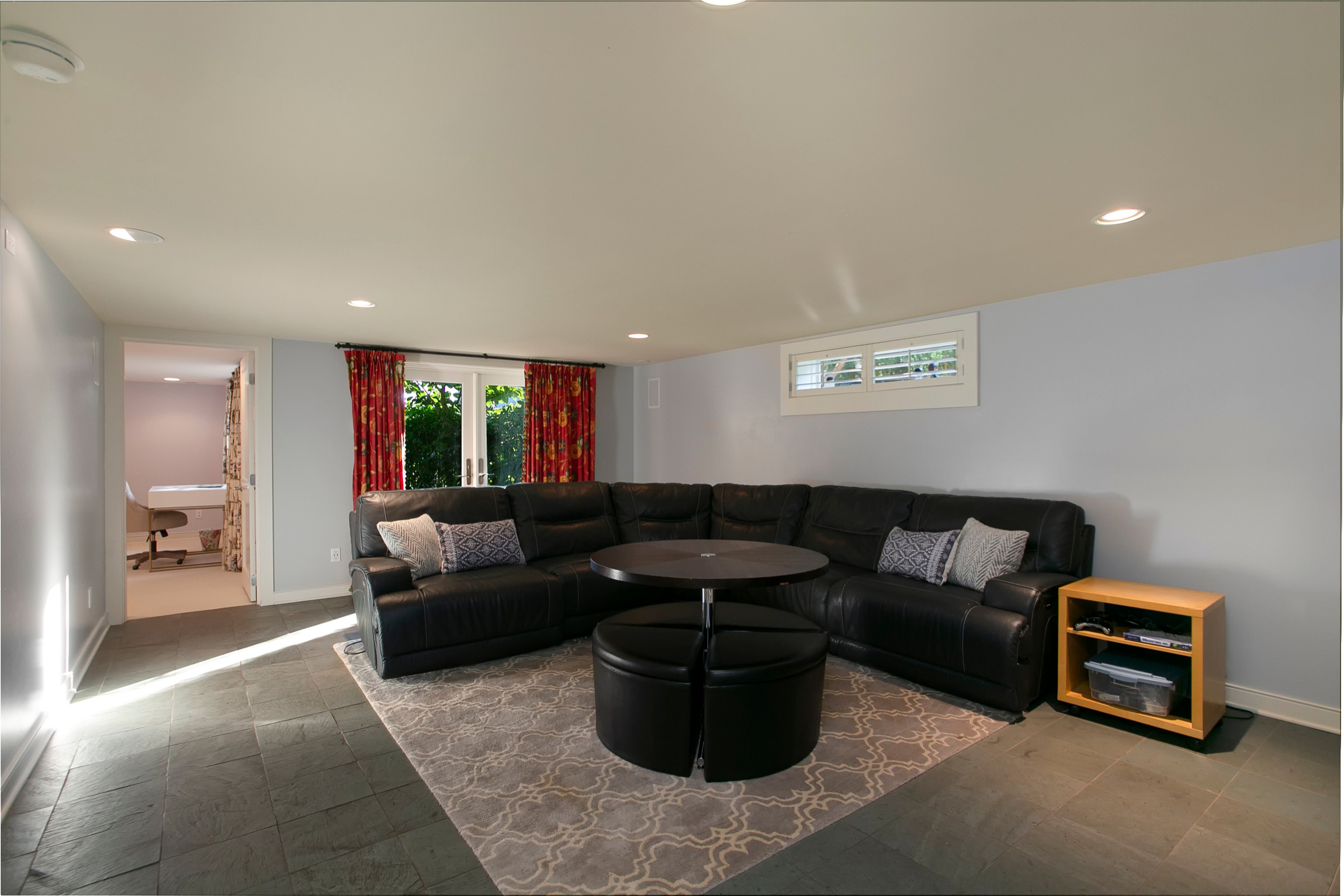Custom Executive Home - Magnolia