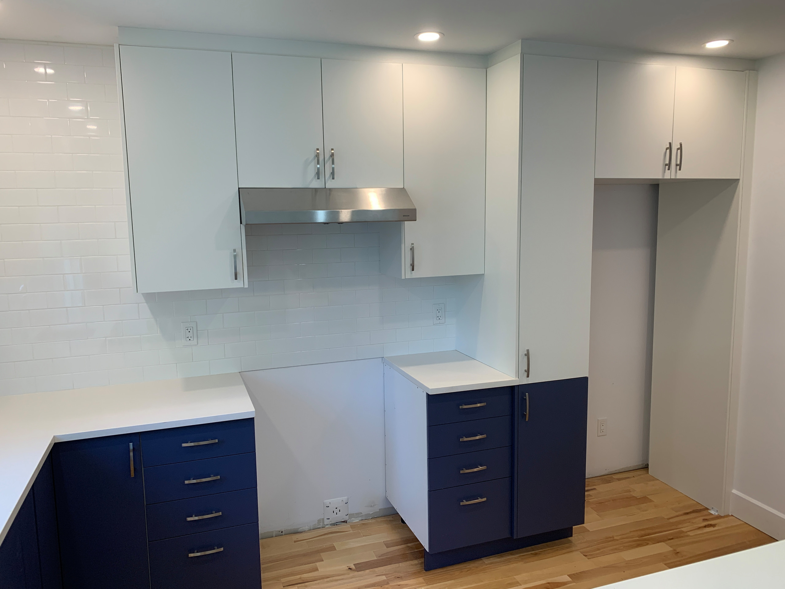 Custom Kitchen Cabinets