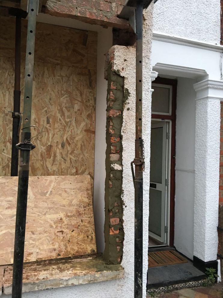 Replacing original features to period property + new timber sash windows