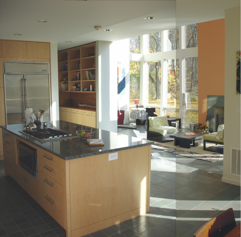 This is an example of a mid-sized modern kitchen in Philadelphia.