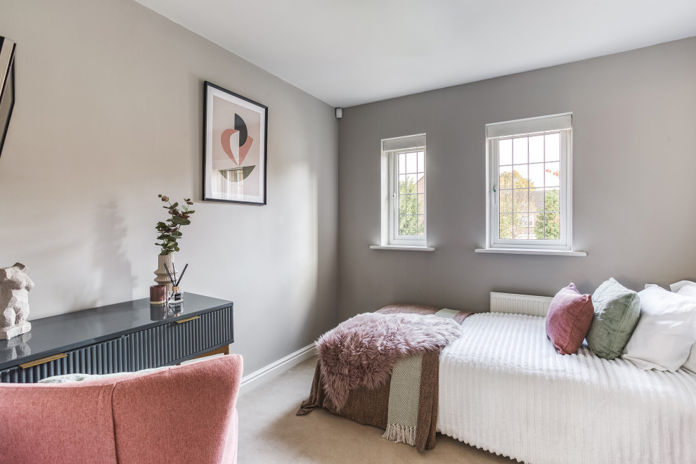 Staged to Sell - Part Furnished - Project Dovestone Gardens