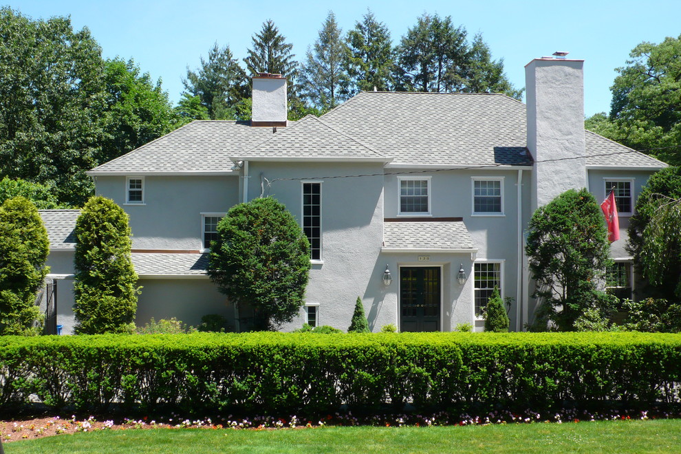 Inspiration for a timeless exterior home remodel in New York