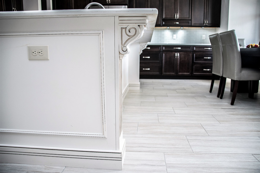 Example of a transitional kitchen design in Orlando