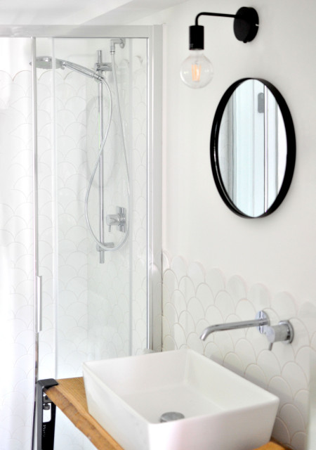 R&eacute;novation int&eacute;rieure et ext&eacute;rieure d'un chalet de 130m2 industrial-badezimmer