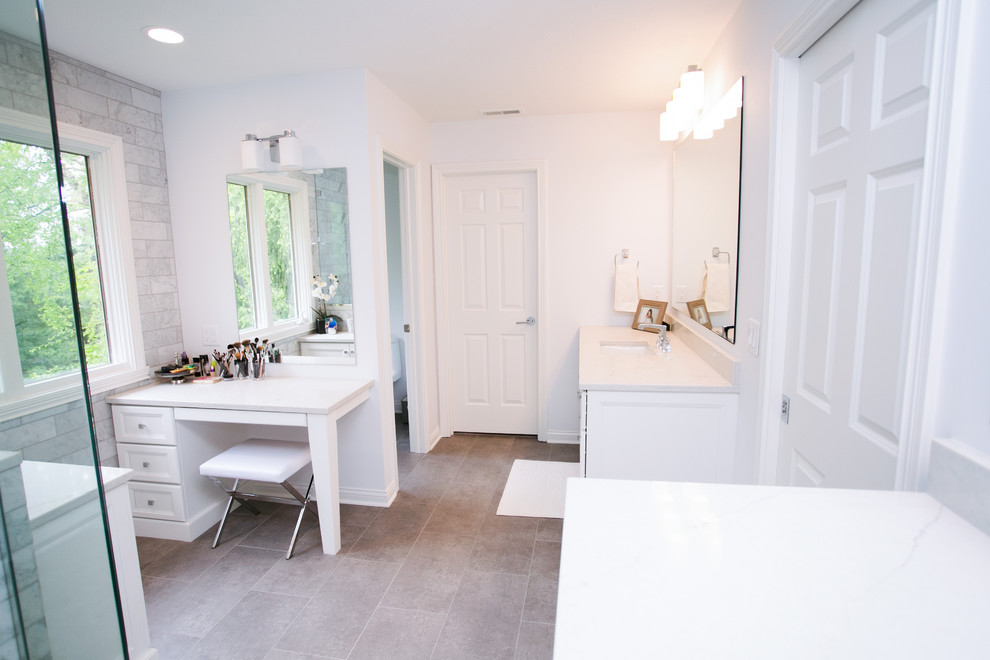 Bathroom - bathroom idea in Indianapolis
