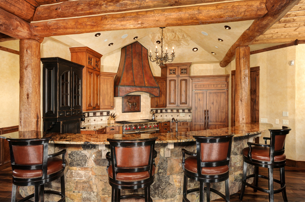 Kitchen - rustic kitchen idea in Denver