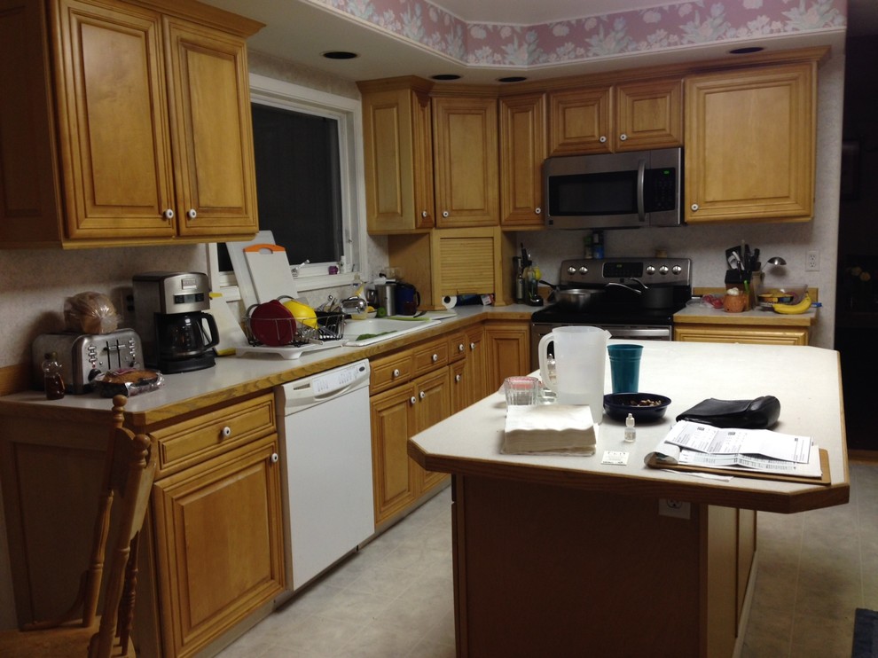 Two-Toned Kitchen