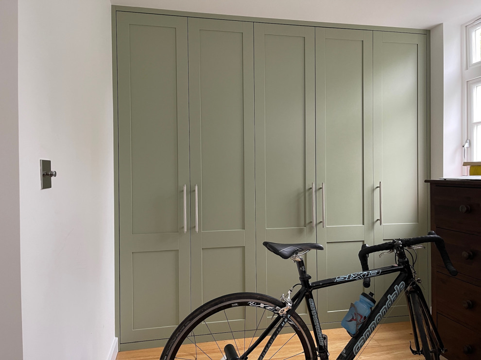 Classic Traditional Shaker Style over the bed Wardrobe