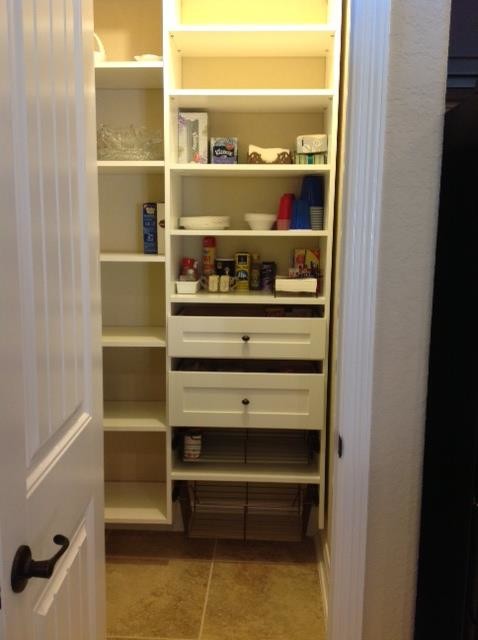 Kitchen pantry - transitional kitchen pantry idea in Austin