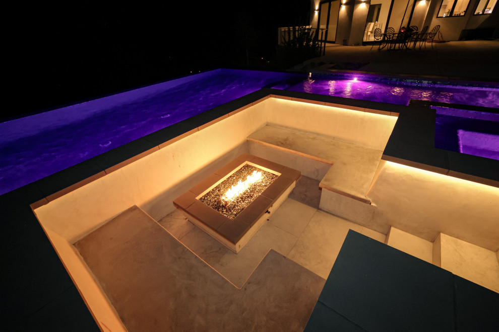 Agoura Hills New Build - Lobo Canyon