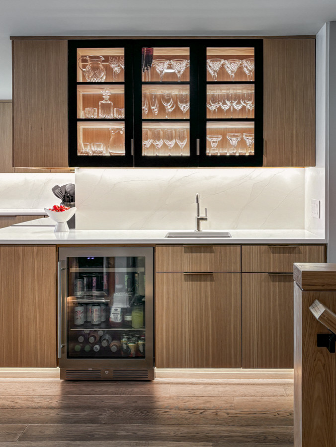 Okaukee Contemporary Kitchen