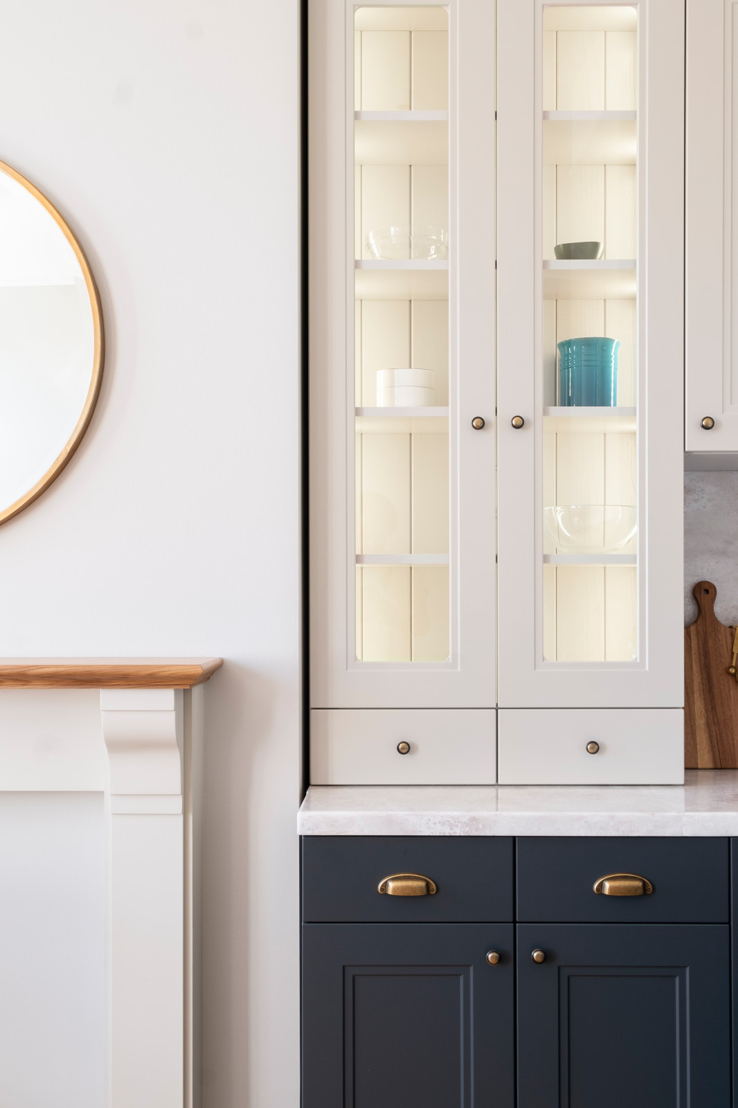 Буфет с ламелями и подсветкой