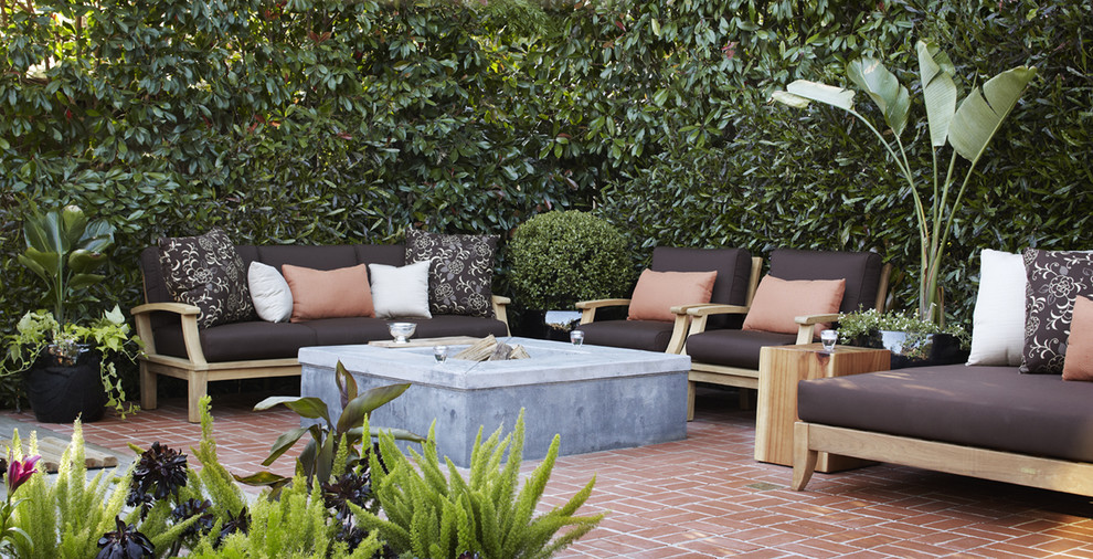 This is an example of a transitional patio in San Francisco.