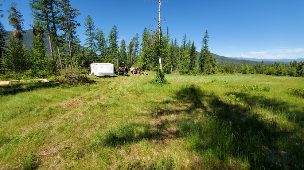 Glacier Hills, Montana
