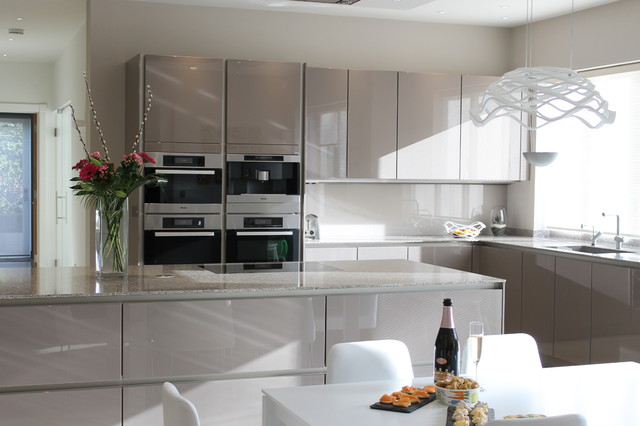 Cheshire Project modern