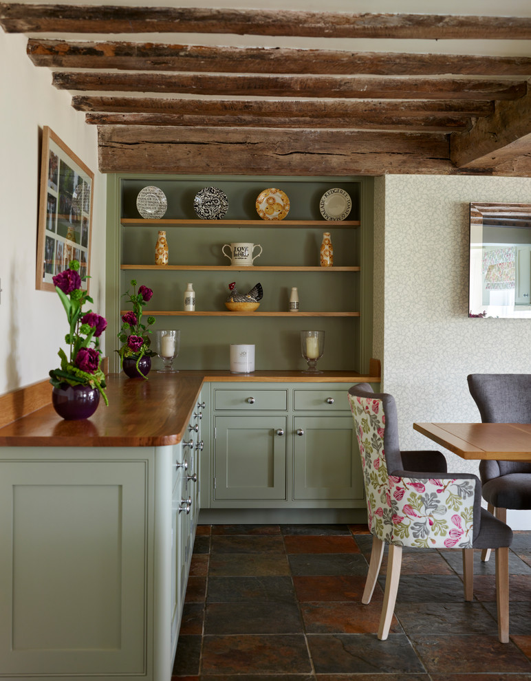 Inspiration for a country kitchen in Essex.