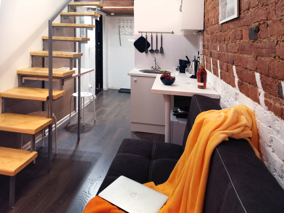 Двухъярусный трехместный номер в Мини отеле