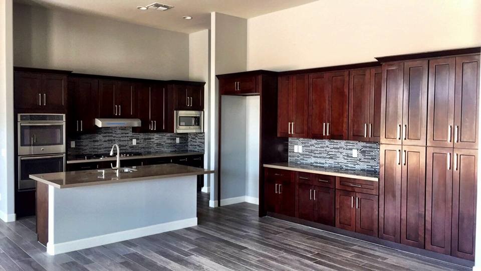 Kitchen - kitchen idea in Phoenix