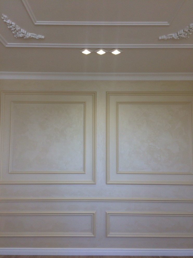 Декоративная штукатурка с эффектом шелка в частной квартире