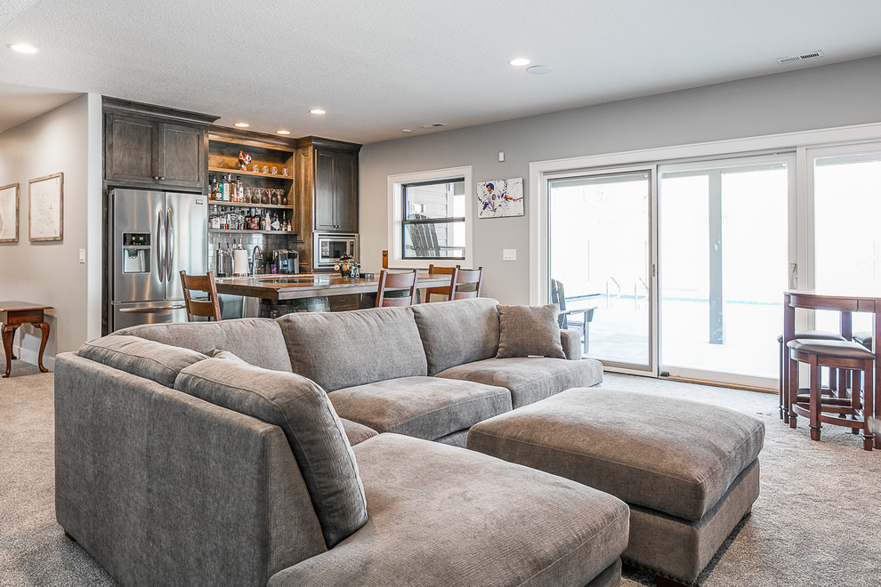 Home design - transitional home design idea