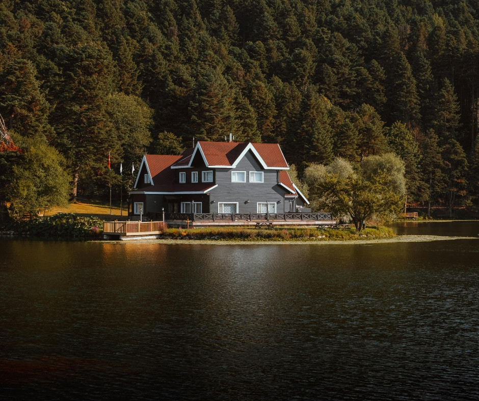 home on lake in michigan