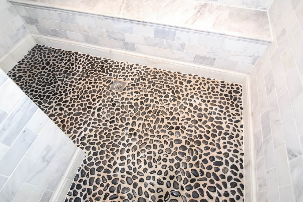 Luxurious spa like shower