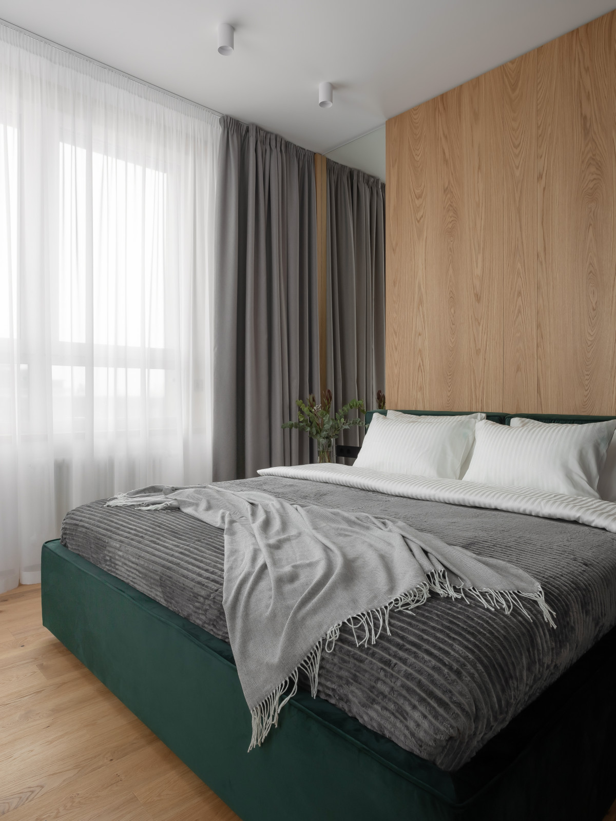 38 Комплексное интерьерное решение для квартиры в Екатеринбурге