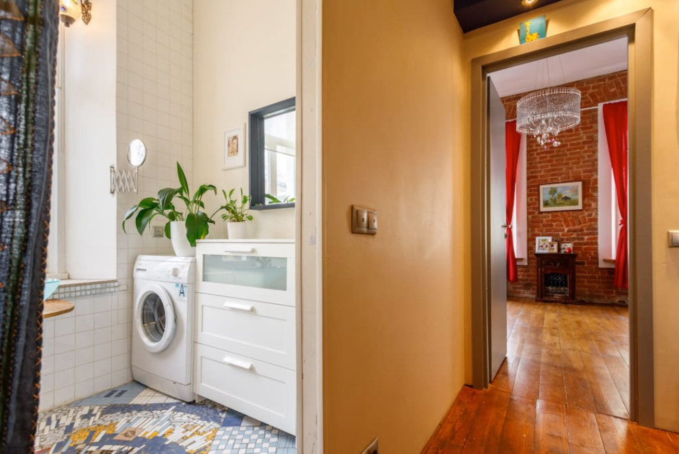 Светлая квартира-студия на Моросейке.