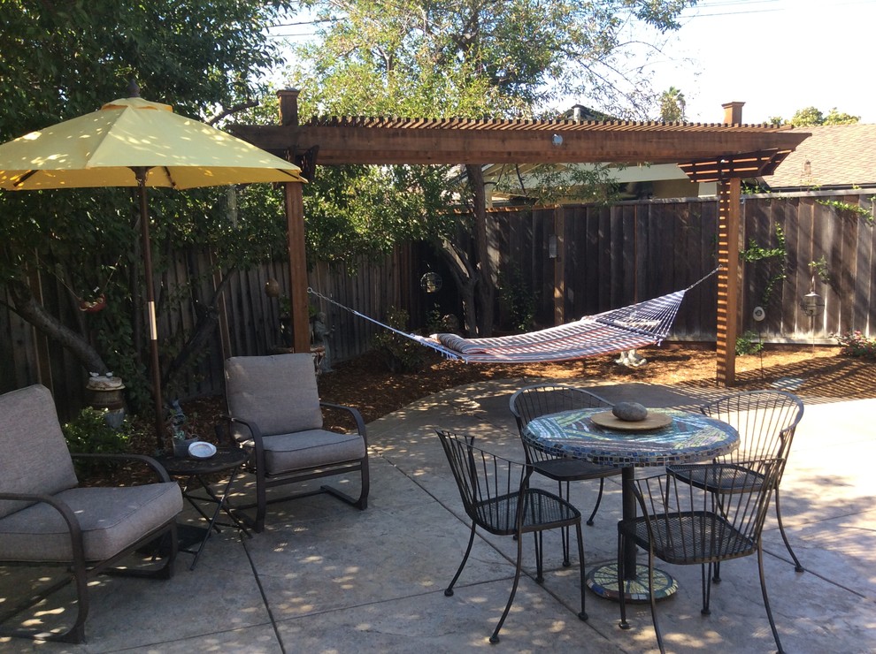 Mid-sized asian backyard patio in San Francisco with natural stone pavers.