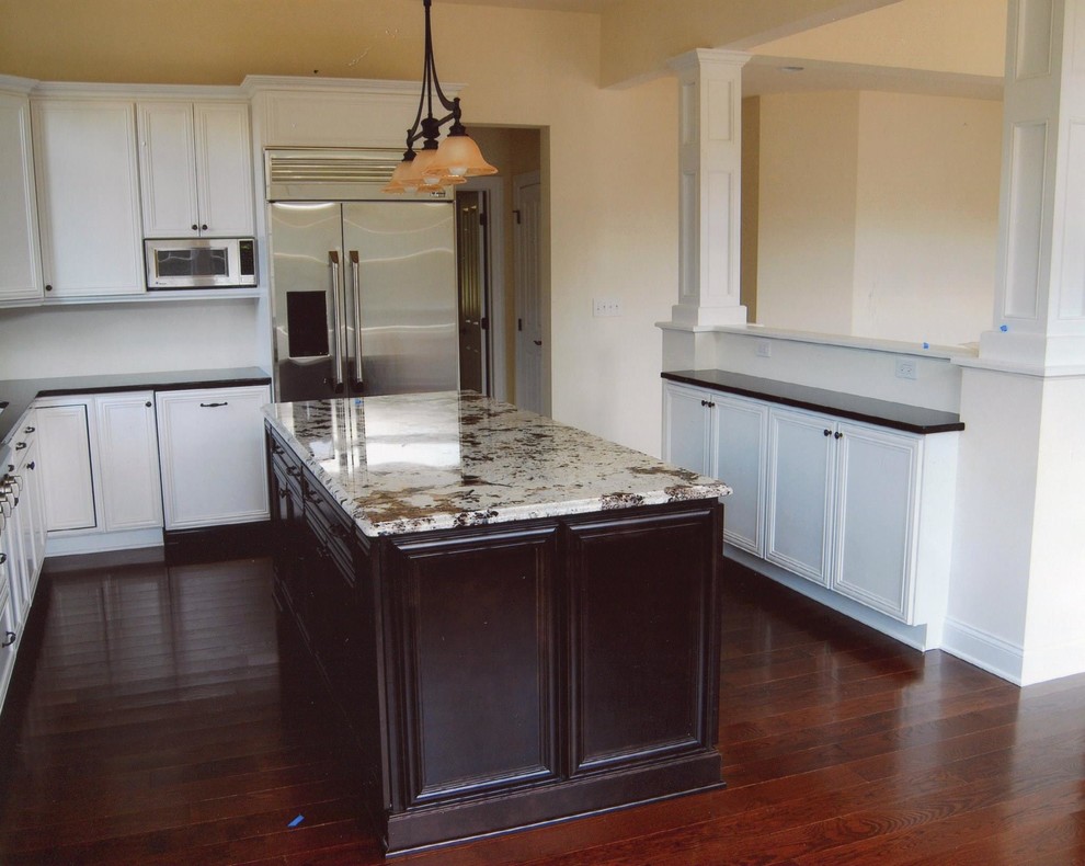 Inspiration for a transitional kitchen remodel in Boston
