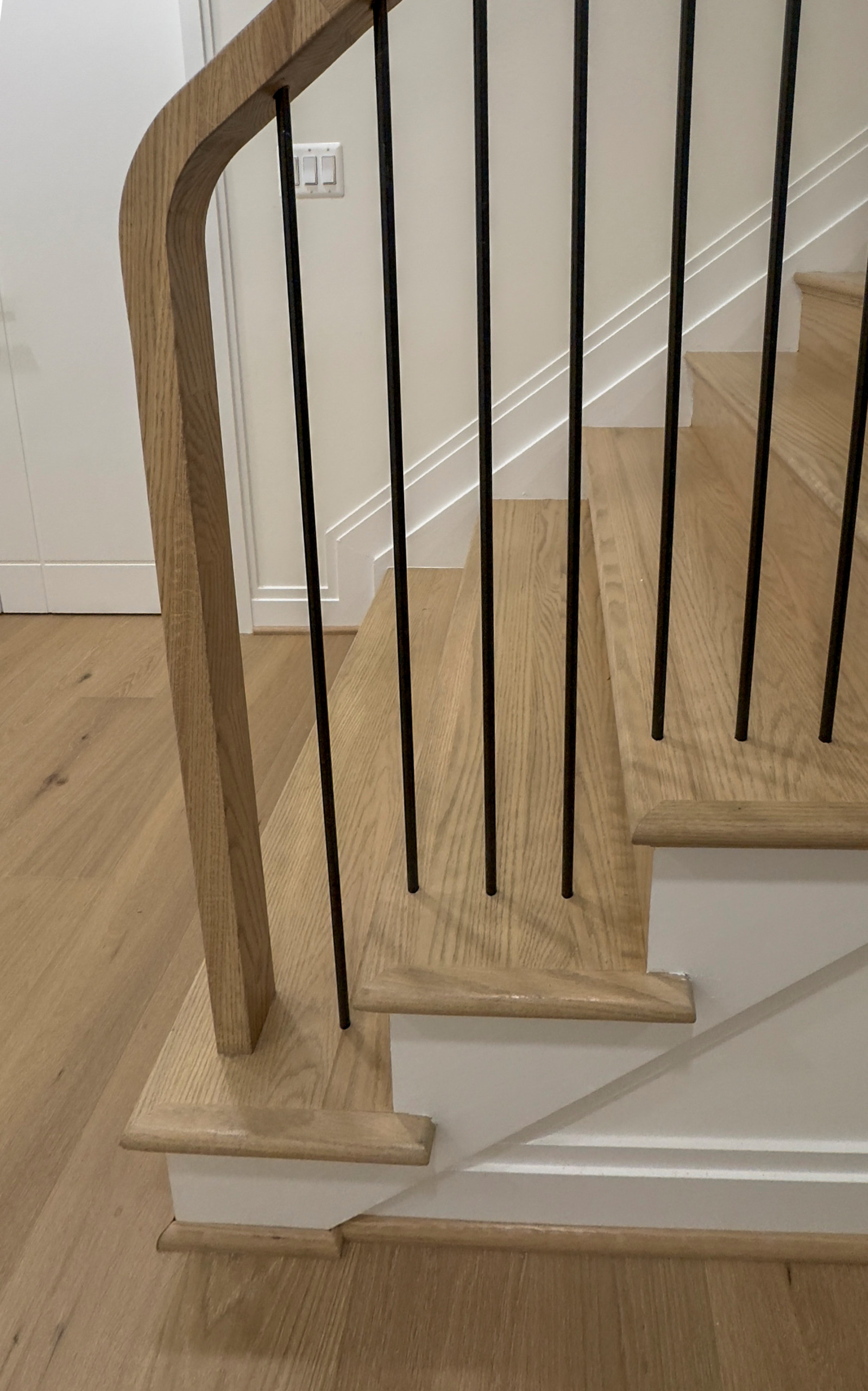 144_Attractive Transitional Staircase in Impressive Modern Home, Vienna VA 22180