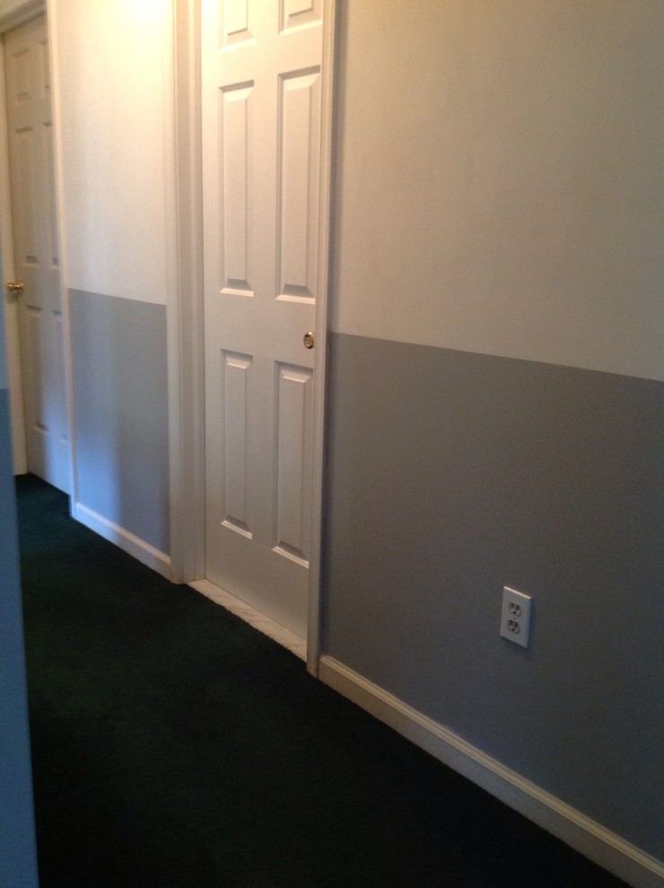 Hunter Green Carpet And Gray Walls