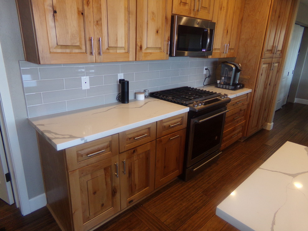 Kitchen - kitchen idea in Phoenix