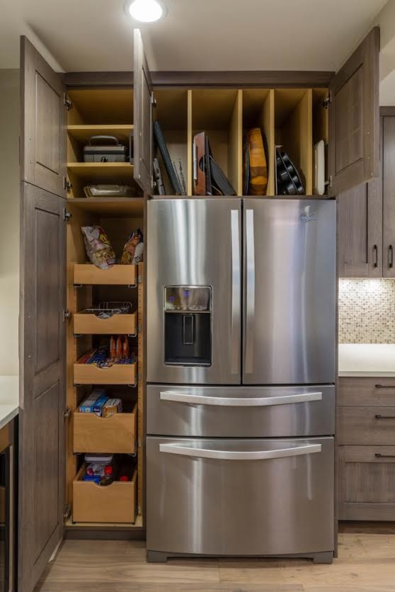 Example of a transitional home design design in Denver