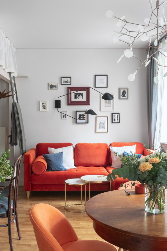 Уютная квартира для девушки. Оранжевый и синий