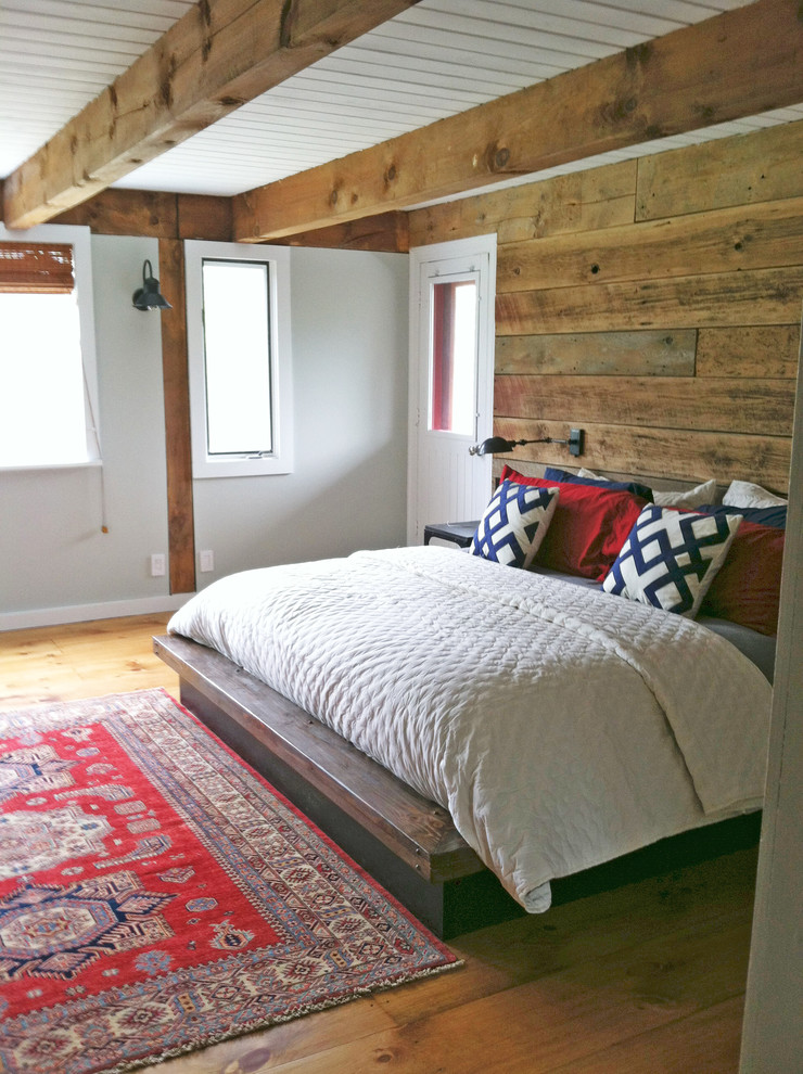 Mountain style bedroom photo in New York