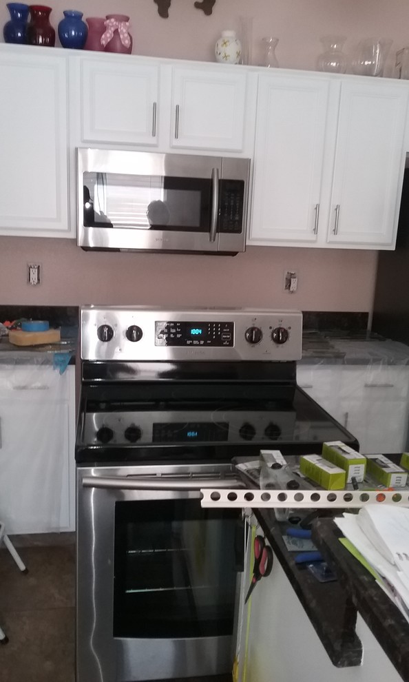Inspiration for a transitional kitchen remodel in Phoenix
