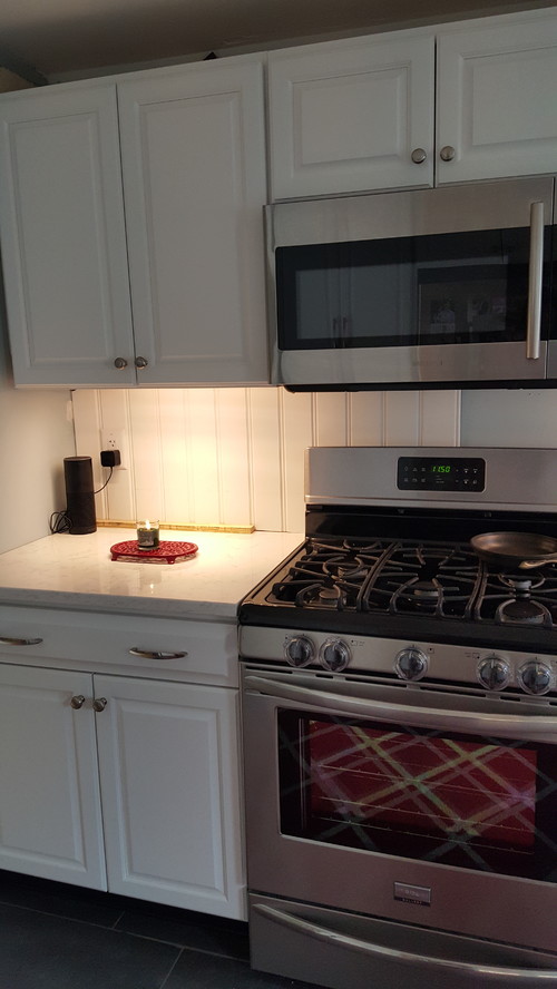 Beadboard backsplash vinyl or mdf?