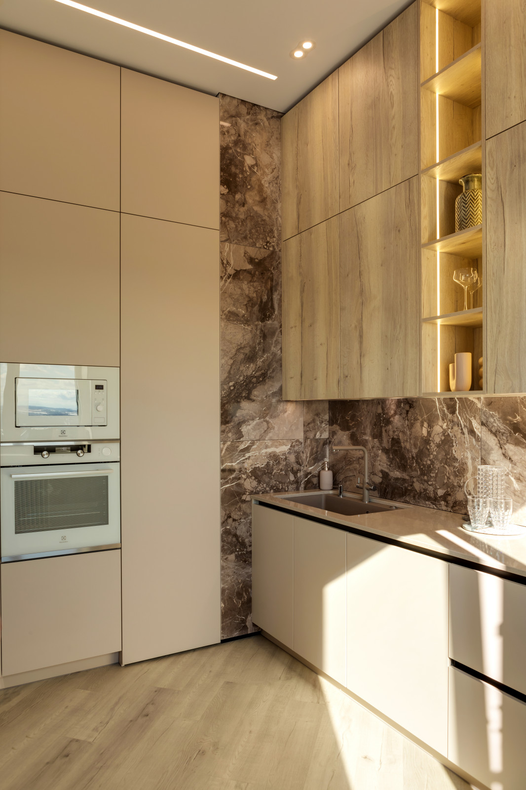 ЖК Париж. "Я есть..."