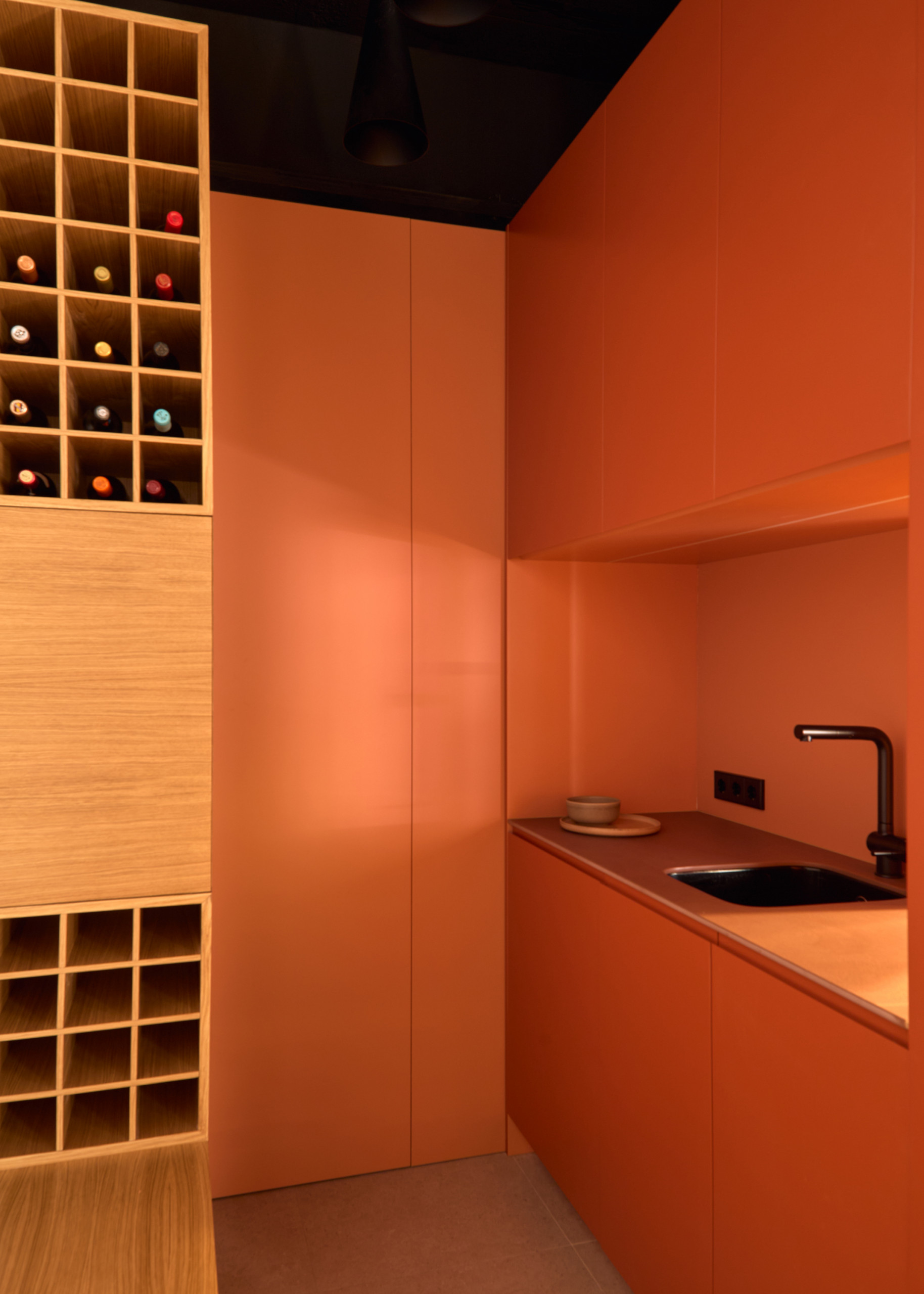 Homothecy - Kitchenette