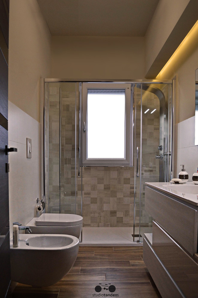 Modernes Badezimmer in Bari