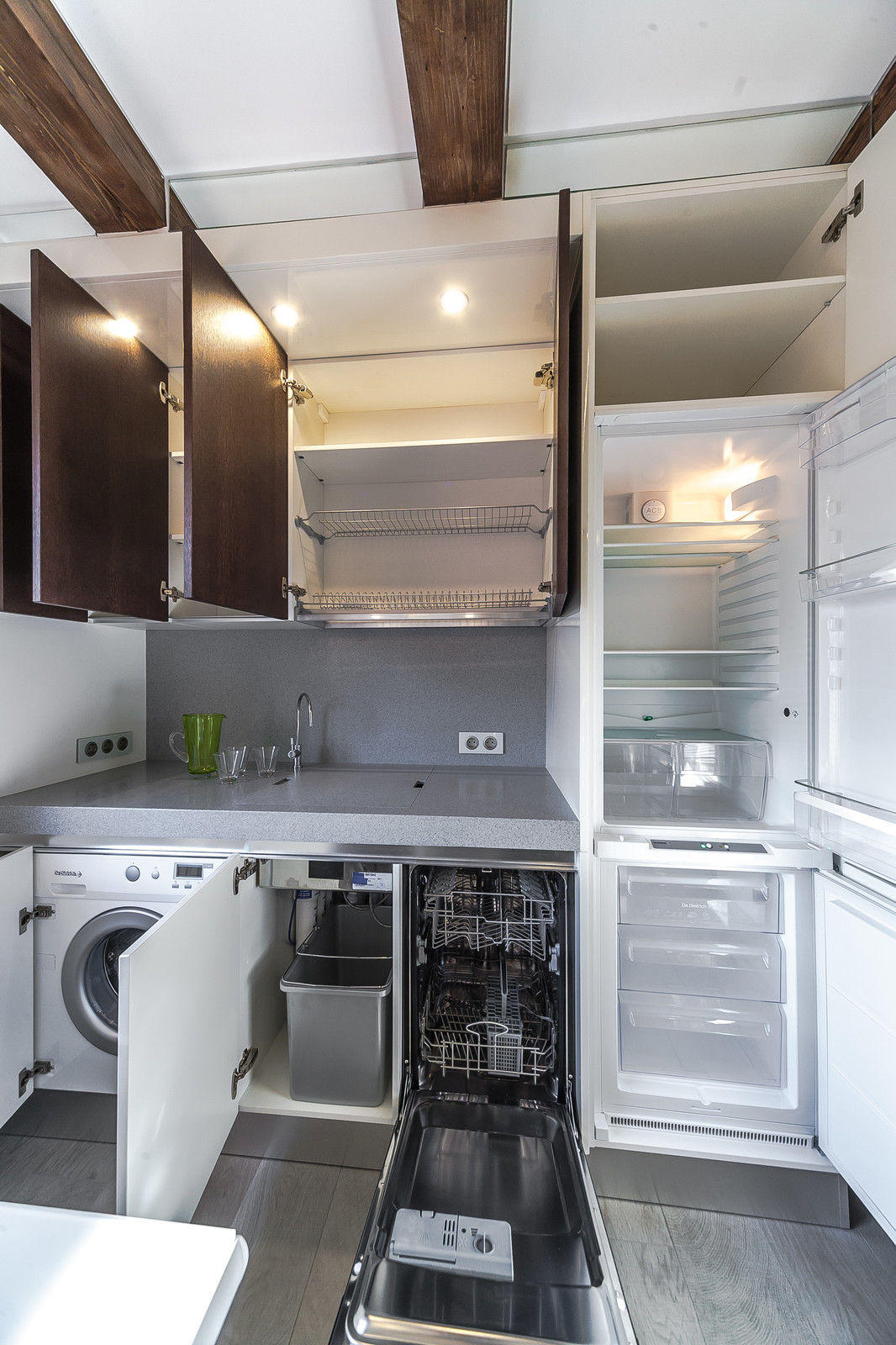 Кухня " Под прикрытием" для передачи "Квартирный ответ" на НТВ