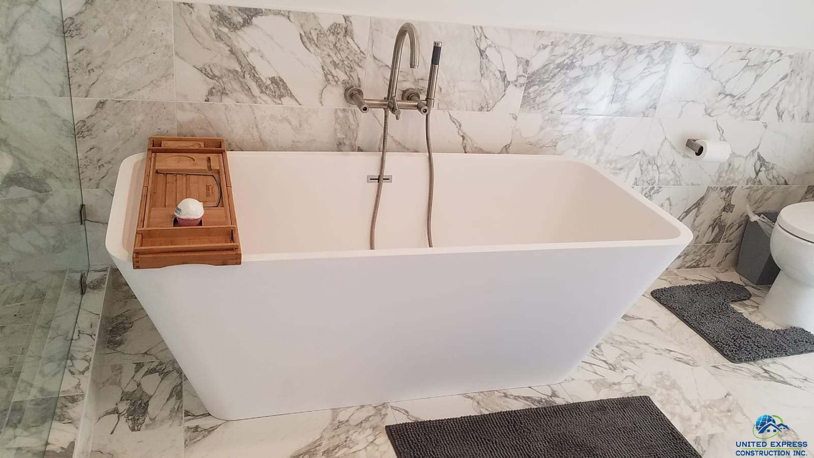 Bathroom remodeling in Studio city