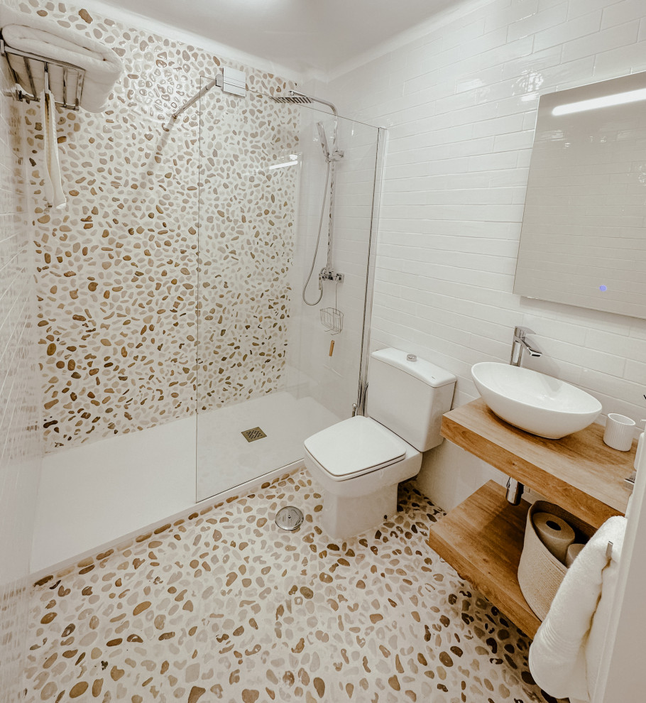 APARTAMENTO JUNTO AL MAR: DISEÑO PARA EL TURISMO