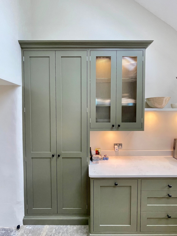 Traditional Shaker Kitchen