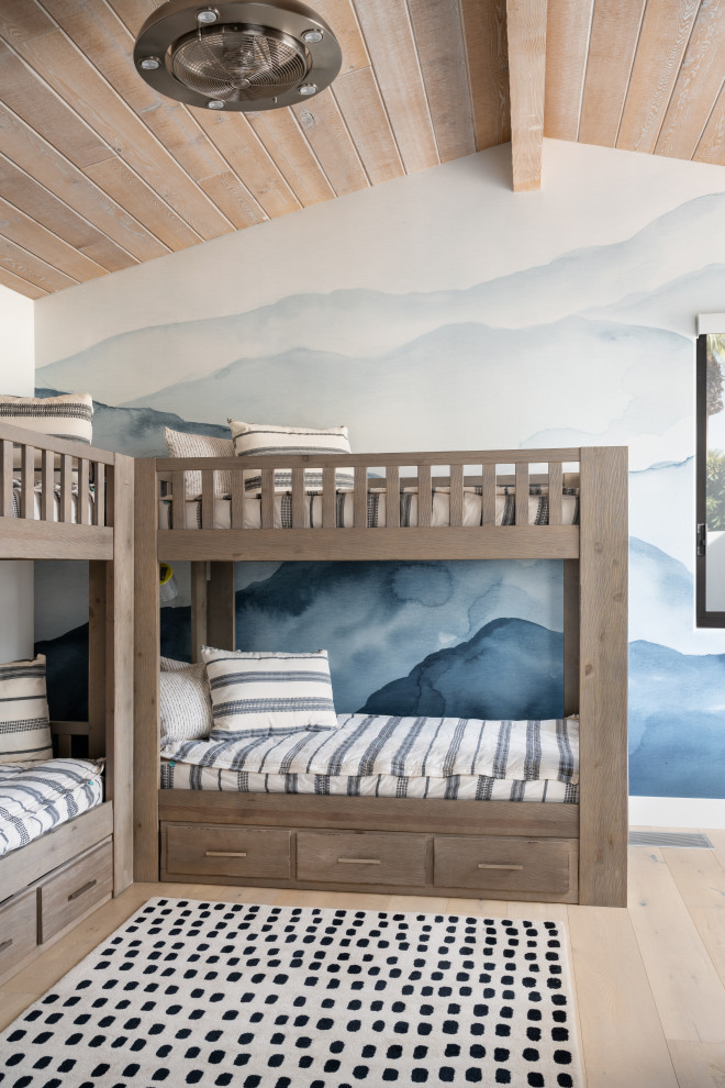This is an example of a transitional kids' room in Orange County.