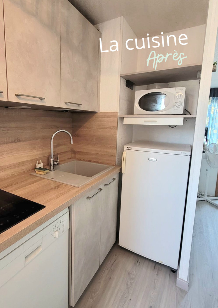 Optimisation d’une petite cuisine pour location saisonnière – Avant / Après