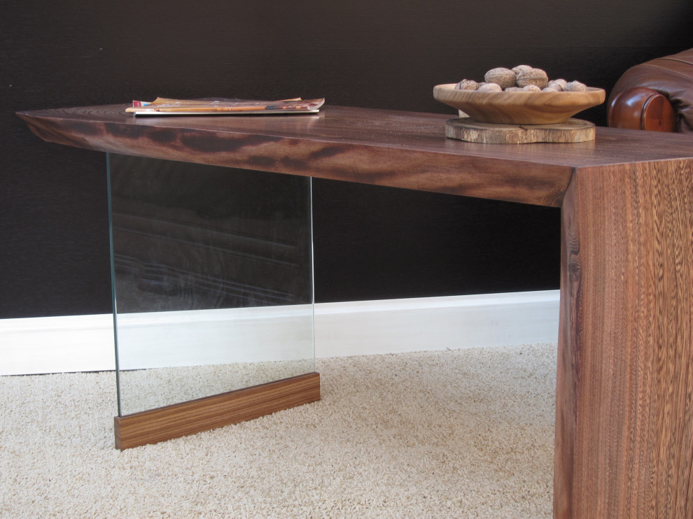 Столы из массива