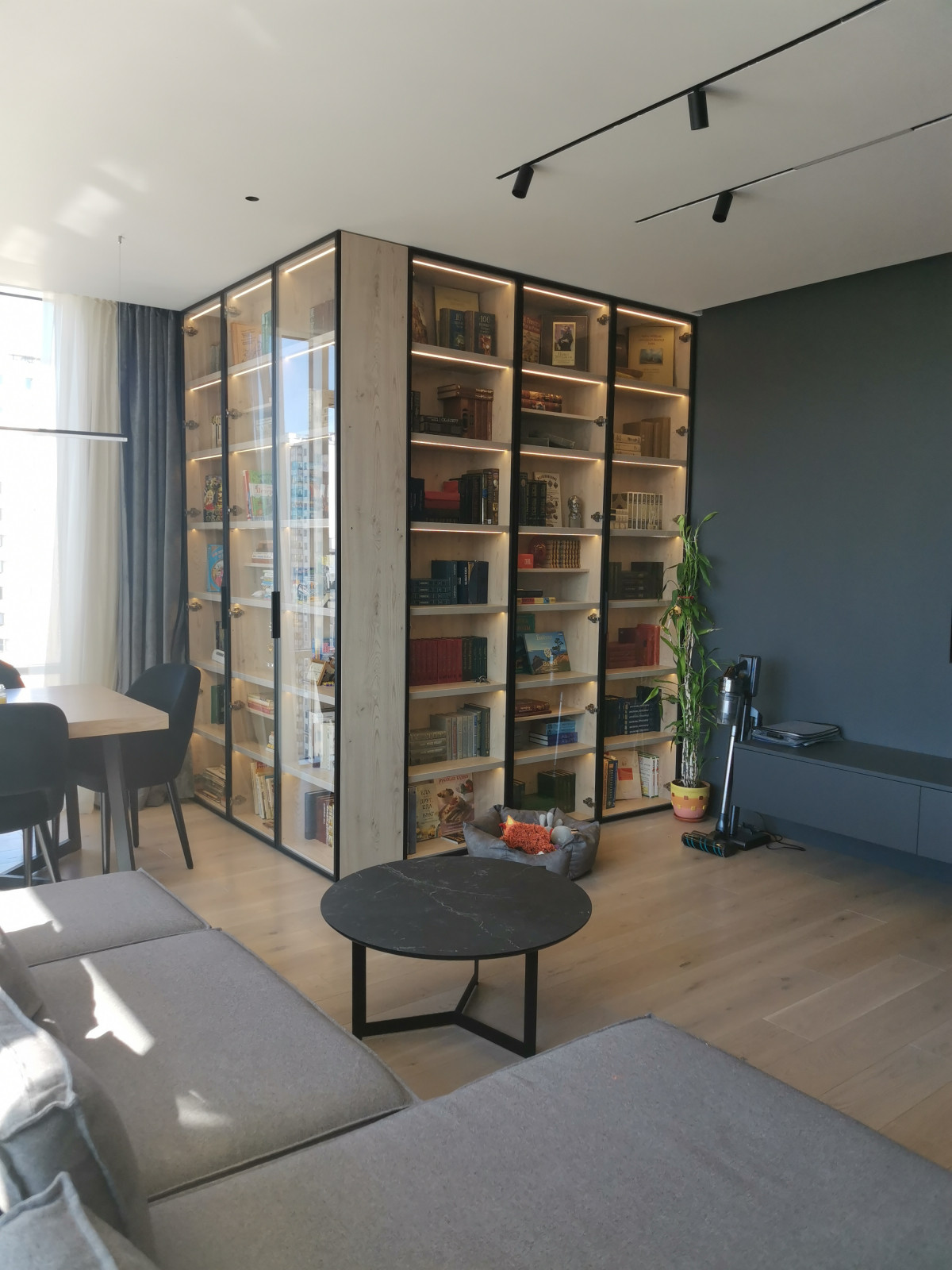 НМ, Объект "Ренесанс" на ул.Дыбенко